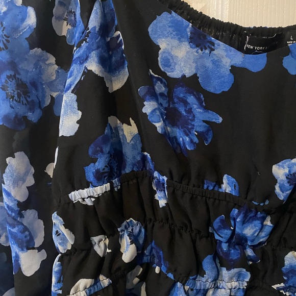 NWT floral long sleeve top - Picture 2 of 4